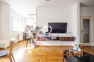 Svetao trosoban stan u Sazonovoj, 74 m2, terasa, lift